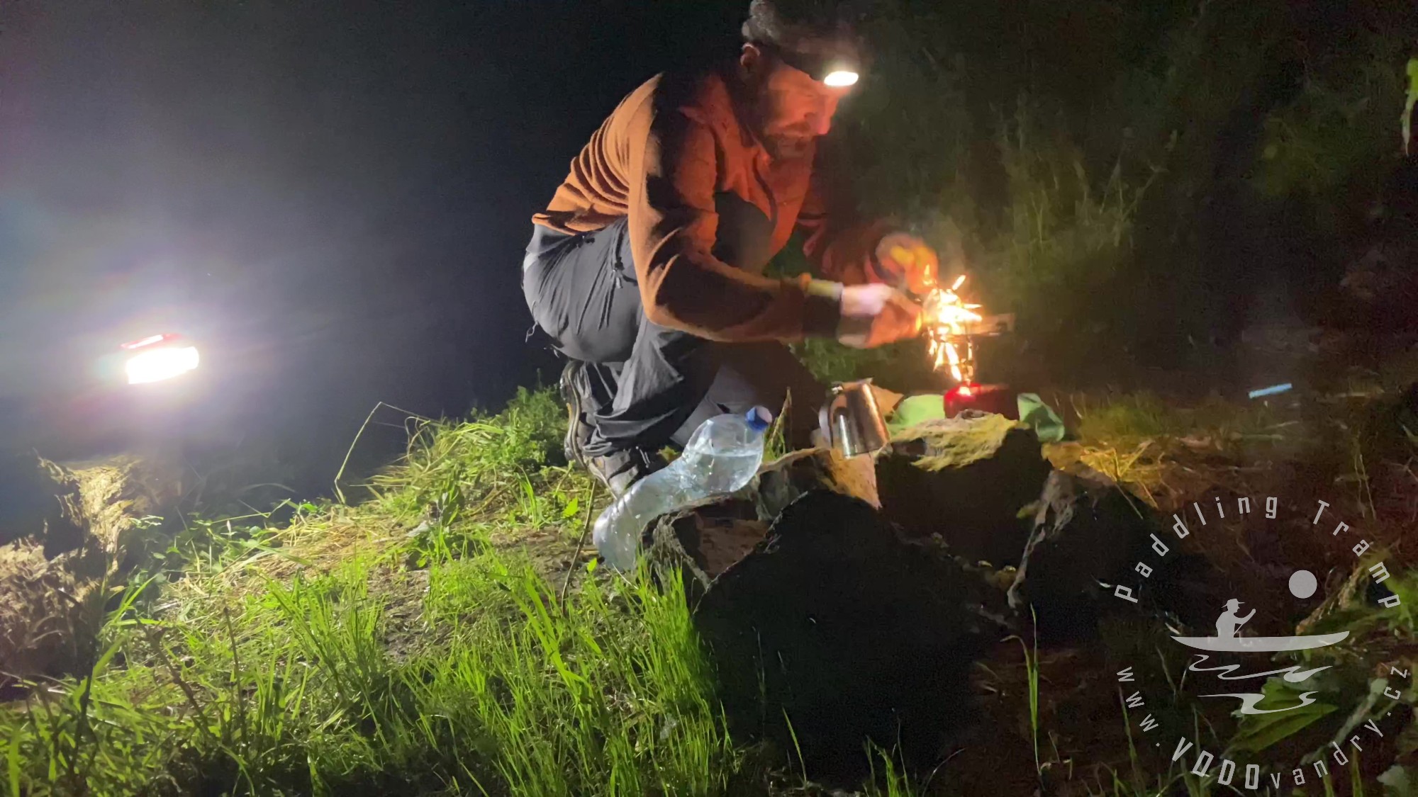 Jak jsem se cvakl na nočním sjezdu řeky Opavy | Noční pádlování | Kánoe Gumotex Pálava | Bushcraft
