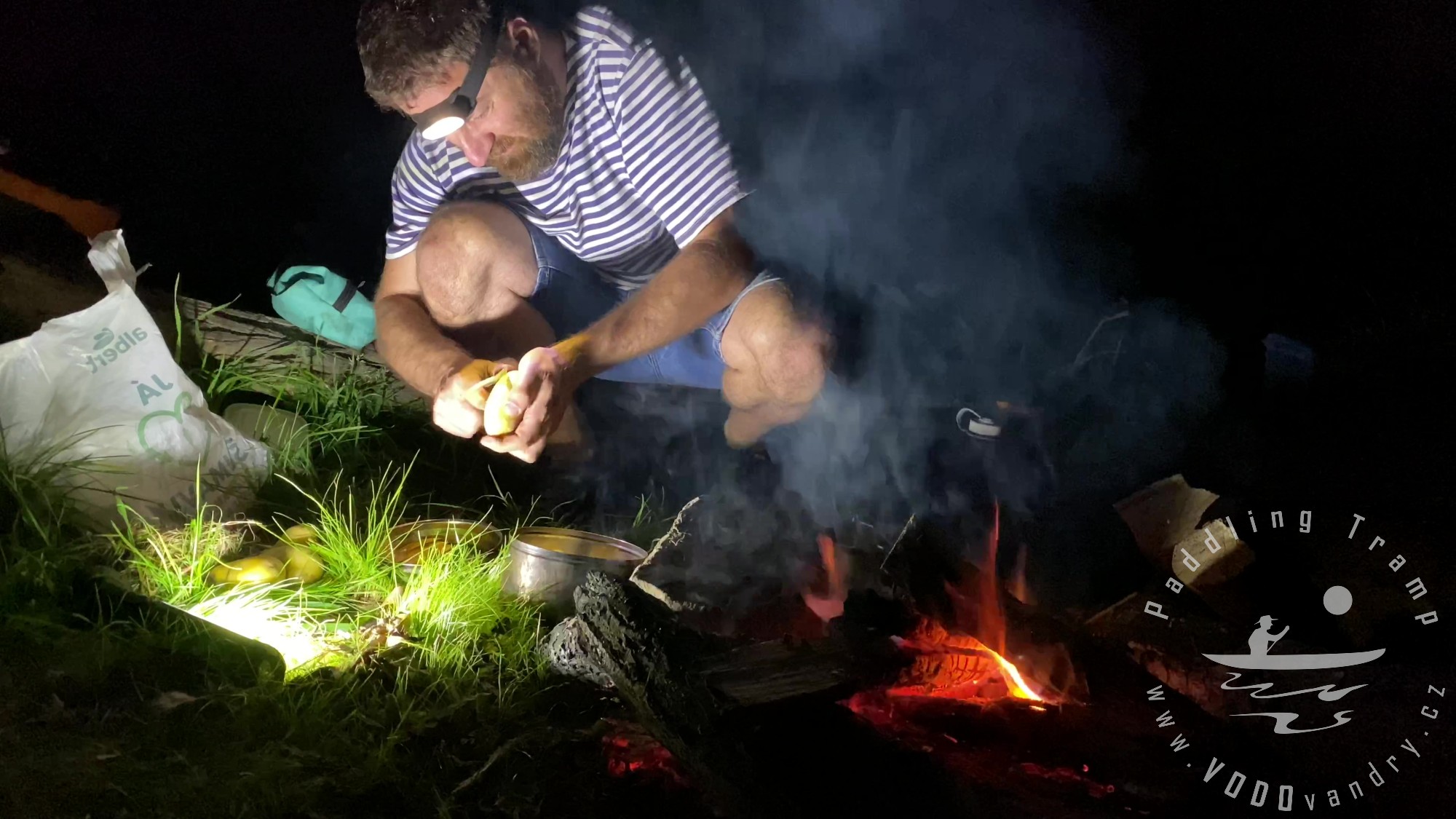 Splutí Opavice s přespáním a s bramboráky na ohni, plavba na kánoi Gumotex Pálava, bushcraft vodáci