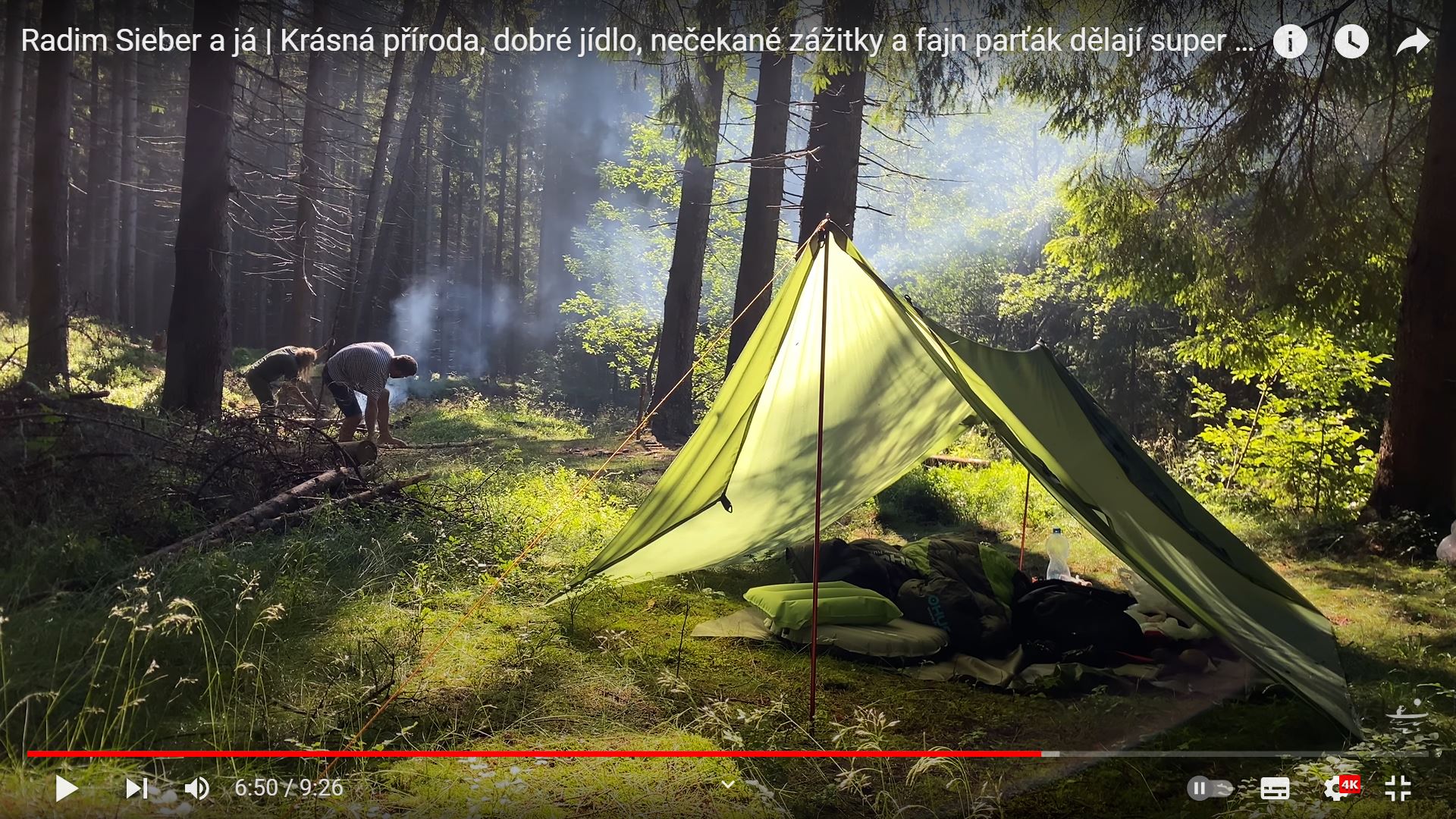 Radim Sieber a Paddling Tramp - vaření na ohni - vandr v lese